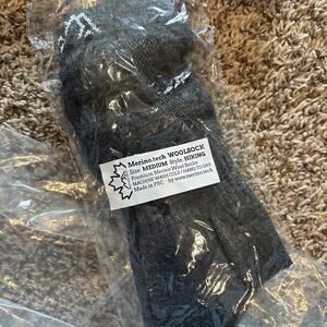 Merino.Tech Gray Wool Hiking Socks Unisex Adult Size Medium NEW